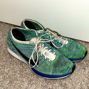 Nike Flyknit Racer